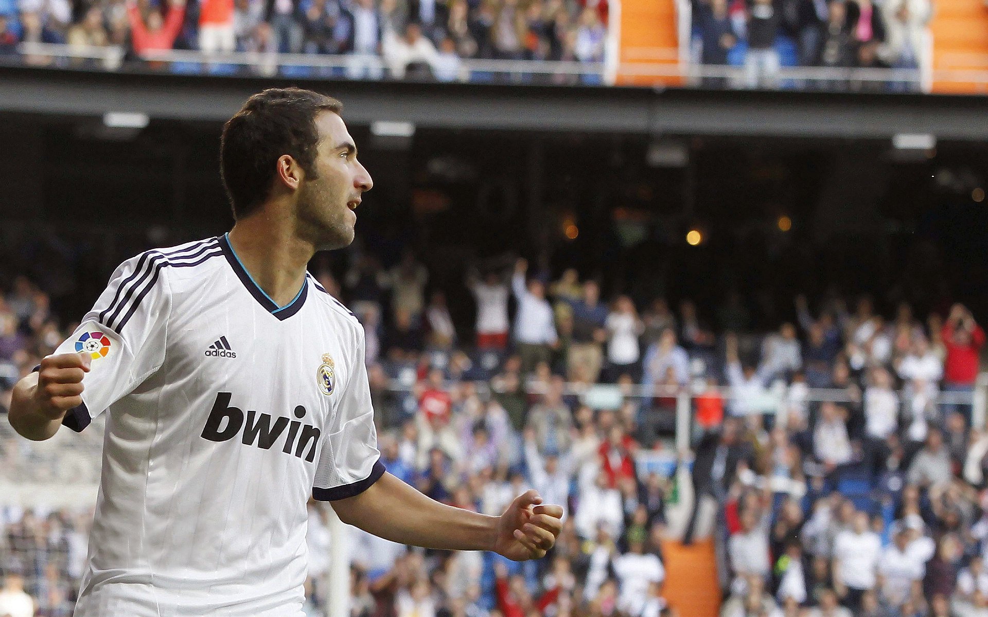 德甲球队高强度对抗中体能消耗与失误关系研究,德甲水平