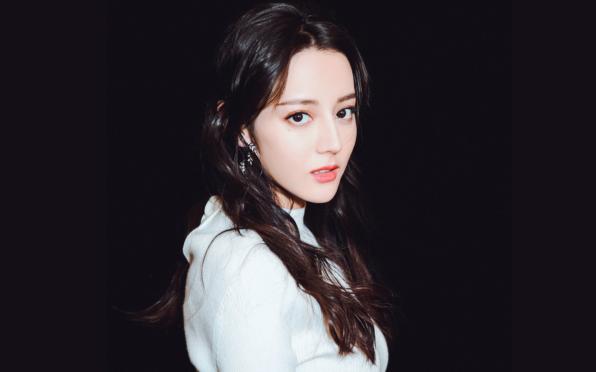 跳水比赛奥地利男队精准入水,奥地利跳水运动员